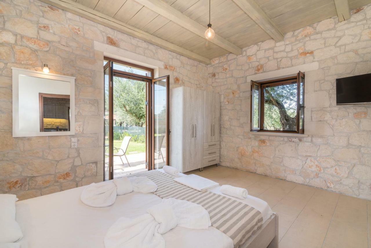 Green Stone Villas Apartments Каламакион Экстерьер фото